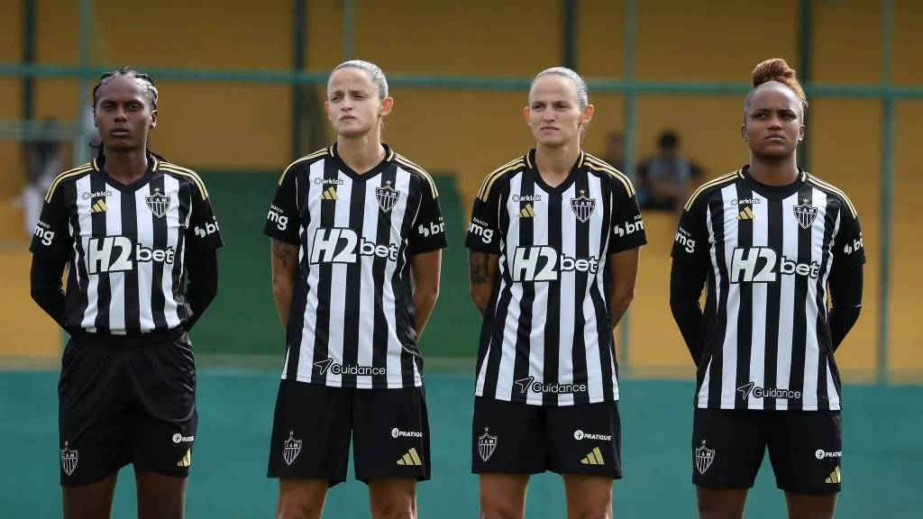 Grupo de jogadoras do Atlético-MG no Brasileiro Feminino A2