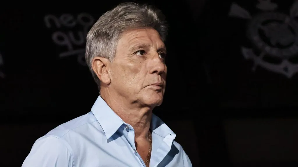 Renato Gaúcho técnico do Fluminense durante partida contra o Corinthians no estádio Arena Corinthians pelo campeonato Brasileiro A 2025. Foto: Fabio Giannelli/AGIF