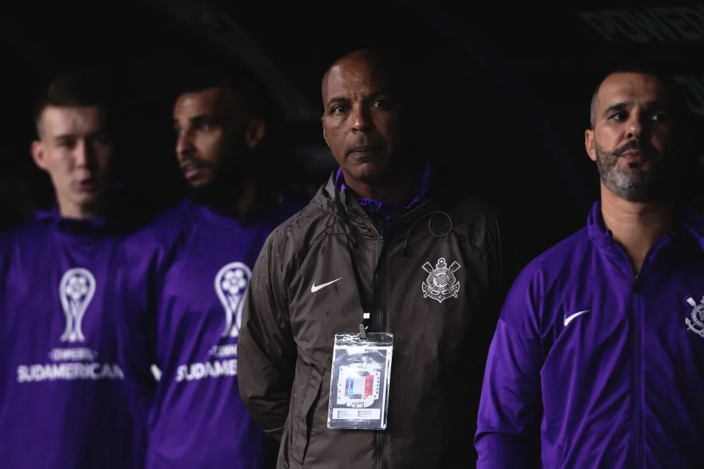 Orlando Ribeiro no comando do Corinthians. Foto: Ettore Chiereguini/AGIF