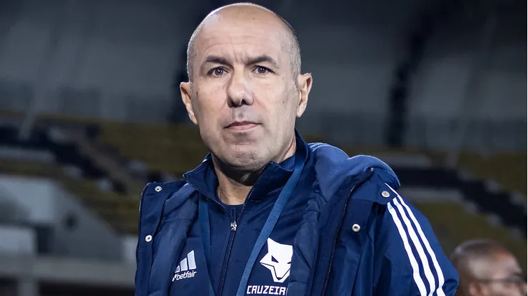 Leonardo Jardim toma decisão no Cruzeiro após declaração de Dudu