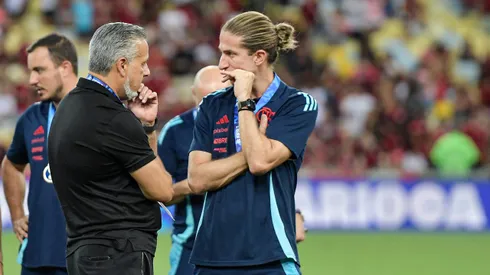 Diretoria vem monitorando no mercado em busca de reforços - Foto: Thiago Ribeiro/AGIF