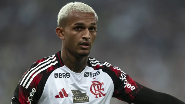 Wesley durante partida entre Vasco e Flamengo, no Maracanã, pelo Brasileirão.