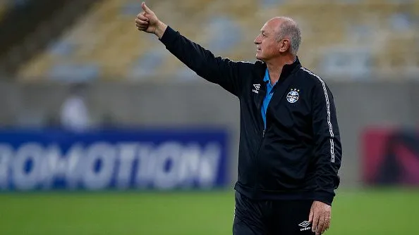 Felipão durante partida. Foto: Wagner Meier/Getty Images