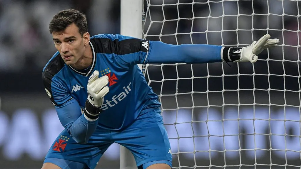 Léo Jardim, goleiro do Vasco da Gama. Foto: Thiago Ribeiro/AGIF