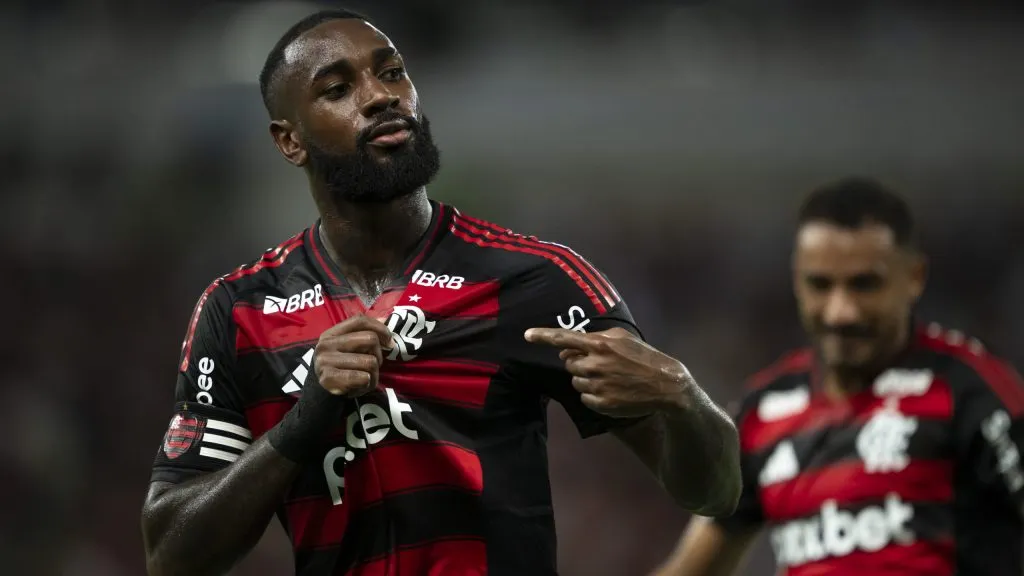 Gerson comemorando. Foto: Jorge Rodrigues/AGIF