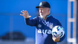 Mano Menezes em treinamento do Grêmio. FOTO: LUCAS UEBEL/GREMIO FBPA
