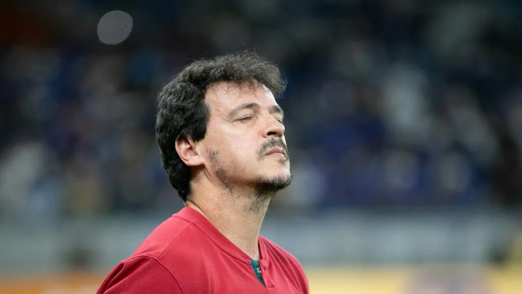 Fernando Diniz técnico do Fluminense durante partida contra o Cruzeiro, Foto: Fernando Moreno/AGIF
