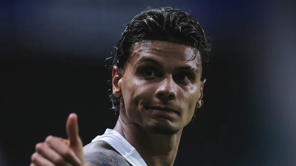 Richard Ríos será desfalque. Foto: Ettore Chiereguini/AGIF