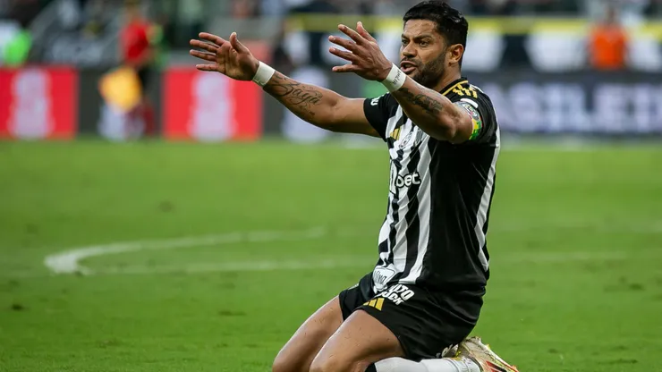 Hulk, jogador do Atlético-MG, durante partida contra o Botafogo no estadio Mineirao pelo campeonato Brasileiro A 2025. Foto: Fernando Moreno/AGIF