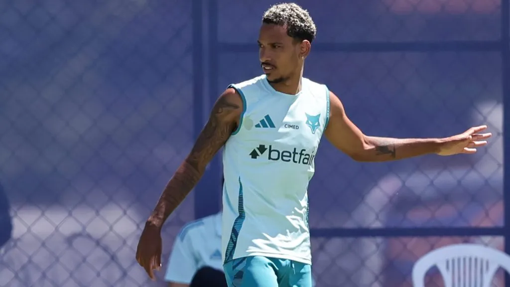 Matheus Pereira durante treinamento. Foto: Gilson Lobo/AGIF