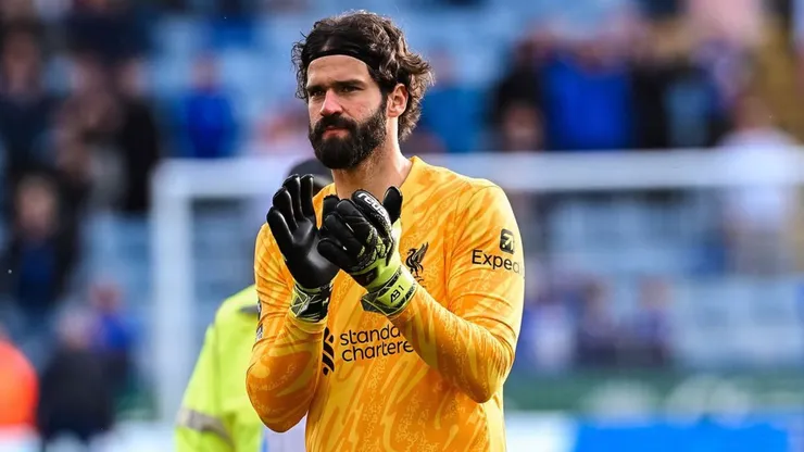 Revelado pelo Internacional, Alisson Becker tem contrato com o Liverpool até 2027 - Foto: Reprodução/Liverpool