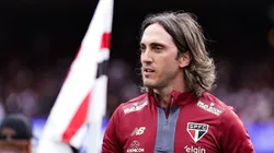 SP - SAO PAULO - 20/04/2025 - BRASILEIRO A 2025, SAO PAULO X SANTOS - Luis Zubeldia tecnico do Sao Paulo durante partida contra o Santos no estadio Morumbi pelo campeonato Brasileiro A 2025. Foto: Fabio Giannelli/AGIF