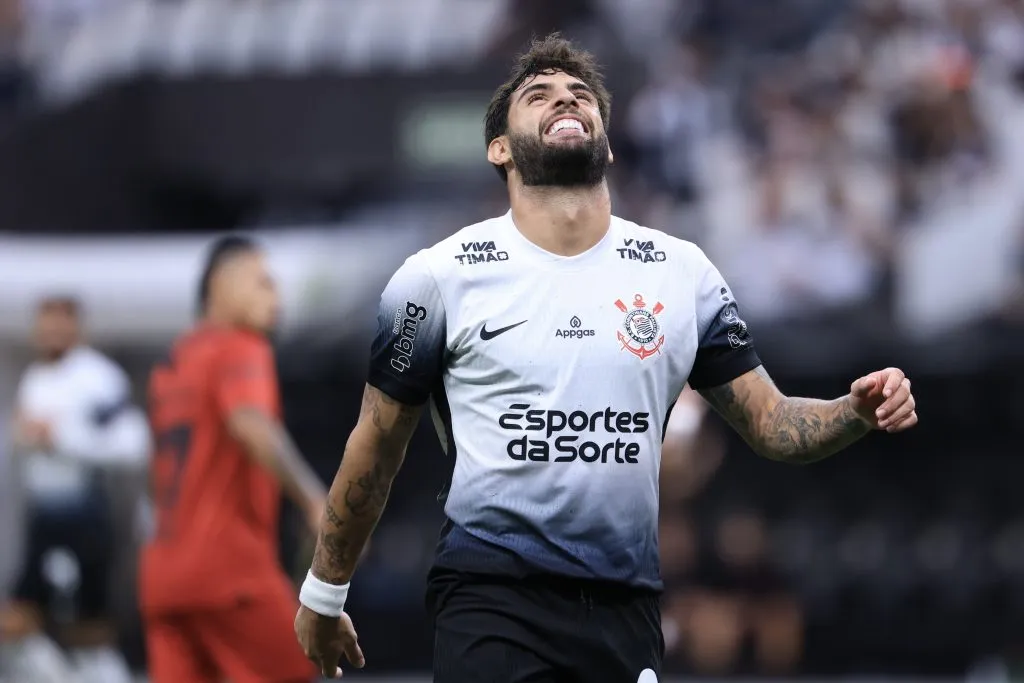 Yuri Alberto não vem conseguindo repetir as boas atuações de 2024 - Foto: Marcello Zambrana/AGIF.