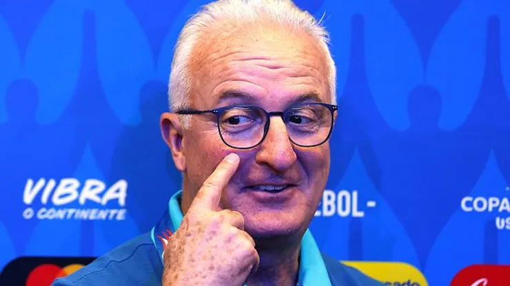 Dorival Júnior durante entrevista coletiva pela Seleção Brasileira durante a Copa América 2024. Foto: Buda Mendes