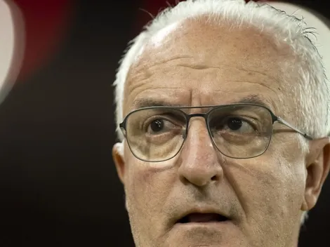 Dorival evita falar do Corinthians na chegada ao RJ