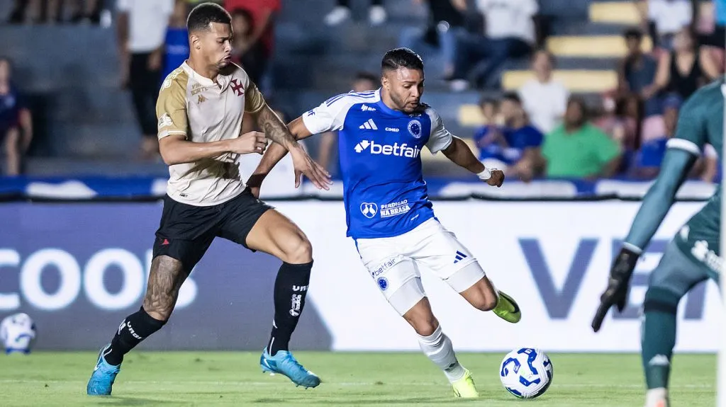 Christian marca em grande partida de Cássio e Cruzeiro bate o Vasco em Uberlândia (MG). Foto: Gustavo Aleixo/Cruzeiro