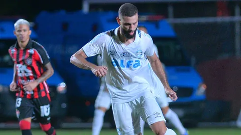 Wagner Leonardo foi bastante vaiado em seu retorno ao Barradão