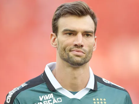 Léo Jardim critica postura do Vasco em derrota para o Cruzeiro