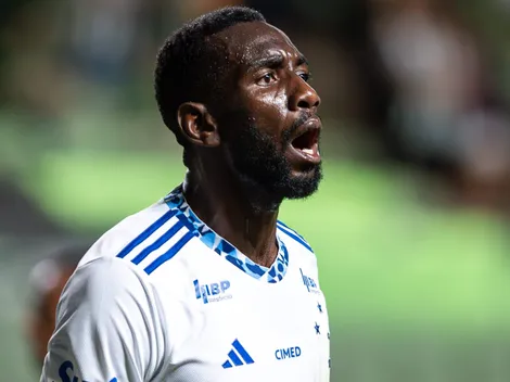 Yannick Bolasie faz provocação ao Vasco após vitória