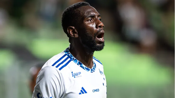 Bolasie soltou uma indireta ao Vasco.