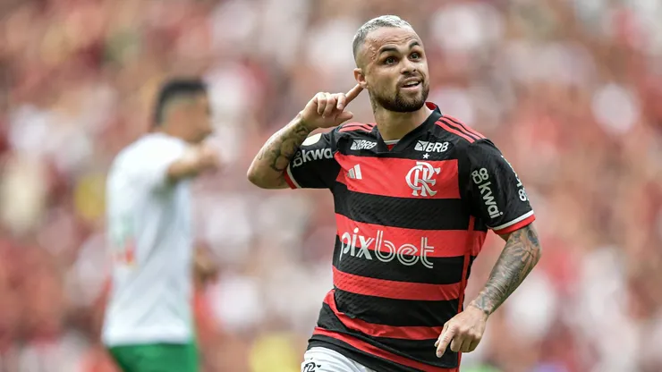 Michael em jogo pelo Flamengo.