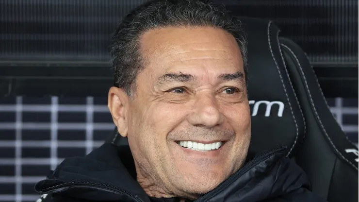 Luxemburgo ganha força para voltar ao Peixão.