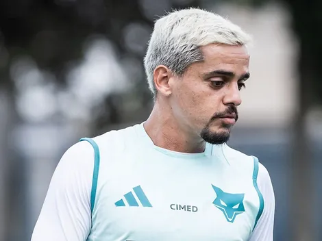 Fagner deixando o Cruzeiro é pedido pela torcida do Corinthians