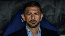 Emiliano Diaz auxiliar técnico do Vasco durante partida contra o Flamengo no estádio Maracanã pelo campeonato Carioca 2024. Foto: Thiago Ribeiro/AGIF