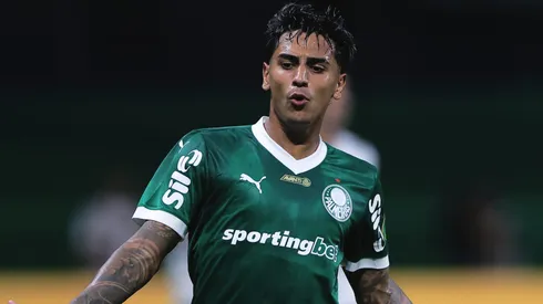 Facundo Torres chegou como desconhecido e se tornou peça-chave no Palmeiras