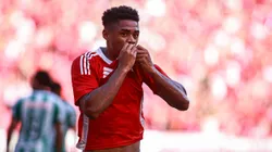 Victor Gabriel jogador do Internacional comemora seu gol durante partida contra o Juventude no estadio Beira-Rio pelo campeonato Brasileiro A 2025. Foto: Maxi Franzoi/AGIF