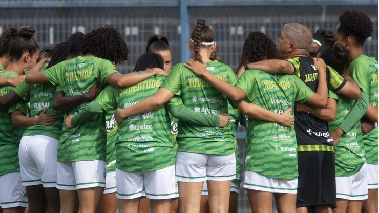 Equipe Juventude. Foto: Anderson Romão/AGIF