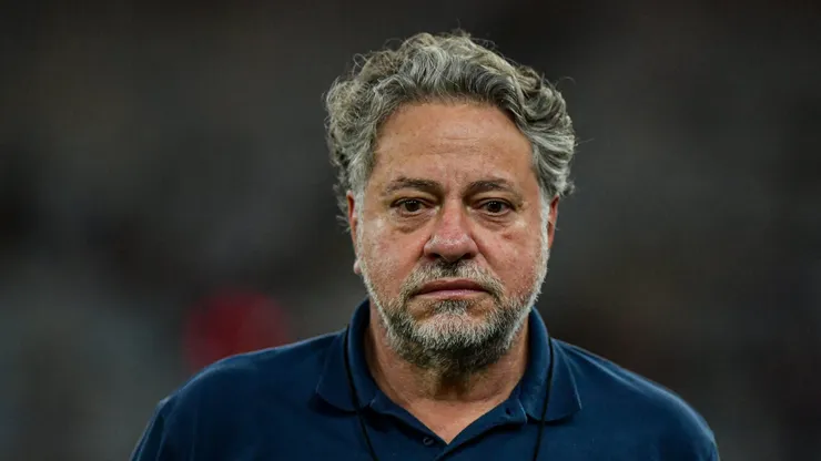 Julio Casares presidente do Sao Paulo antes da partida contra o Flamengo no estadio Maracana pelo campeonato Brasileiro A 2024. Foto: Thiago Ribeiro/AGIF