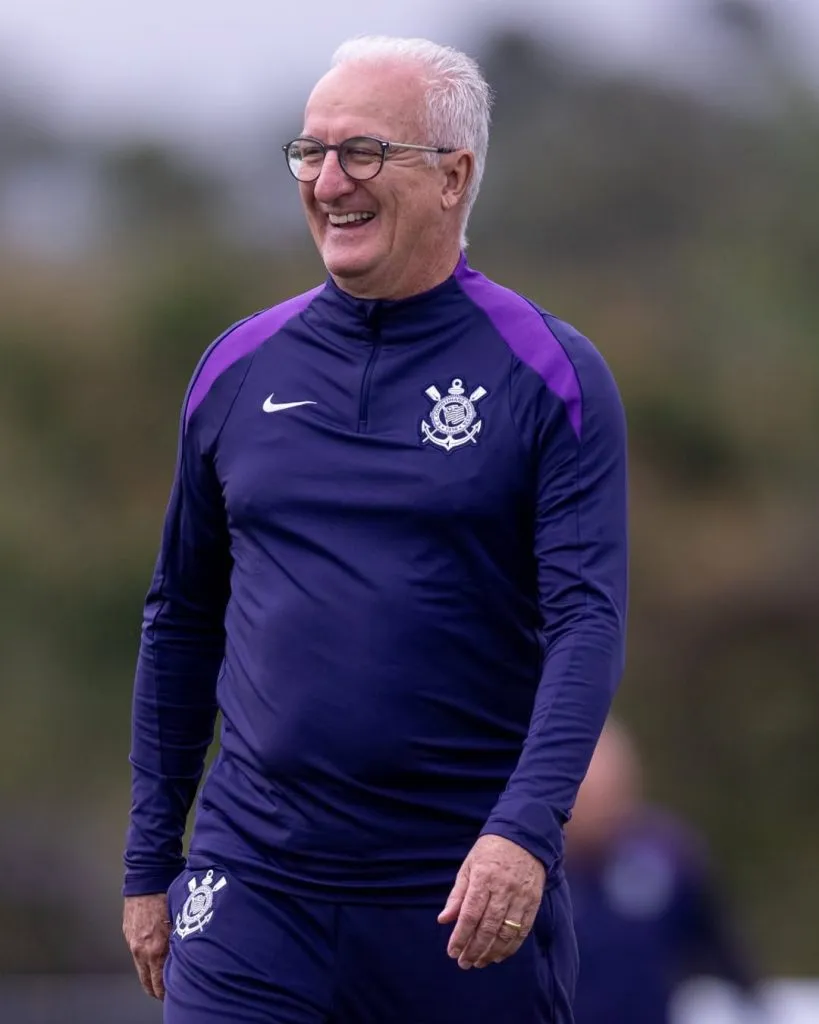 Dorival Júnior em treino da equipe do Corinthians – Foto: Reprodução/Instagram