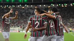 Germán Cano jogador do Fluminense comemora seu gol com jogadores do seu time - Foto: Thiago Ribeiro/AGIF