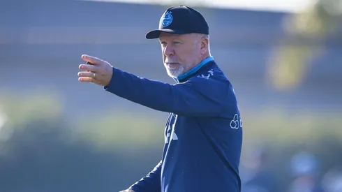 Mano Menezes em treino do Imortal -