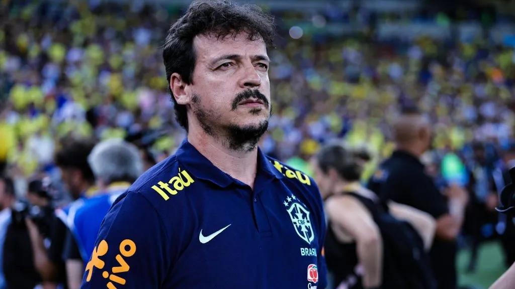 Fernando Diniz durante partida. Foto: Fabio Giannelli/AGIF