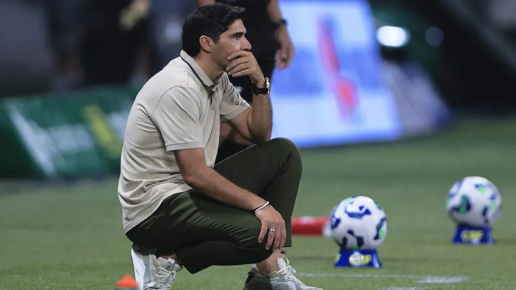 Abel Ferreira durante partida. Foto: Ettore Chiereguini/AGIF