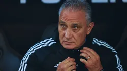 Tite continua na mira - Foto: Ernesto Ryan/Getty Images.