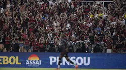Torcida presente na partida entre Bangu e Flamengo, no Castelão. Foto: Kayan Mendes/AGIF.