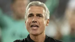 Luís Castro está sem clube.