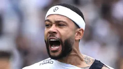 Depay é desfalque na estreia de Dorival.