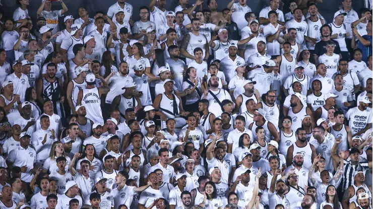 Santos bate recorde negativo de público e renda na temporada
