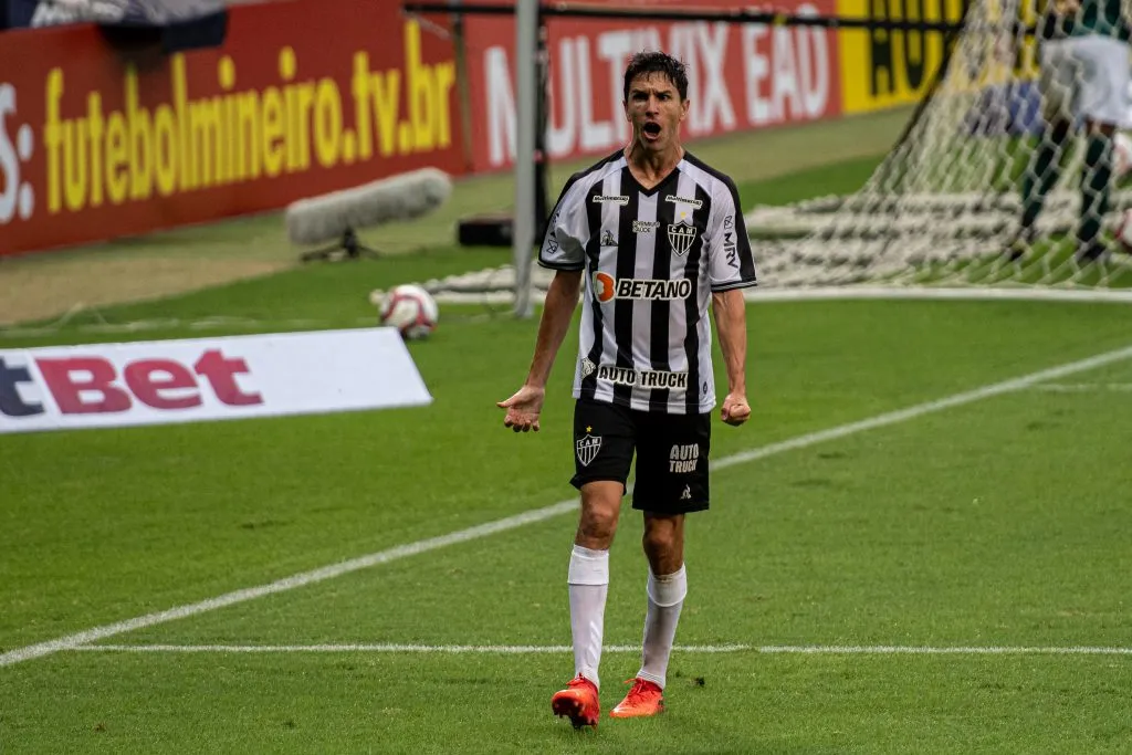 Nacho Fernandez, ex-jogador do Galo comemora seu gol durante partida contra o America-MG no estadio Mineirao pelo campeonato Mineiro 2021. Foto: Alessandra Torres/AGIF