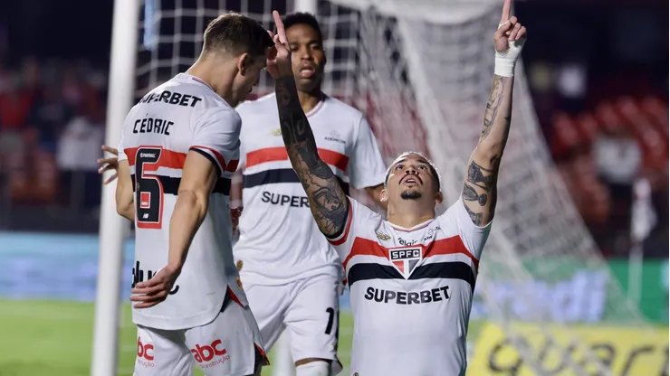 São Paulo vira sobre o Naútico e se aproxima das oitavas da Copa Betano do Brasil