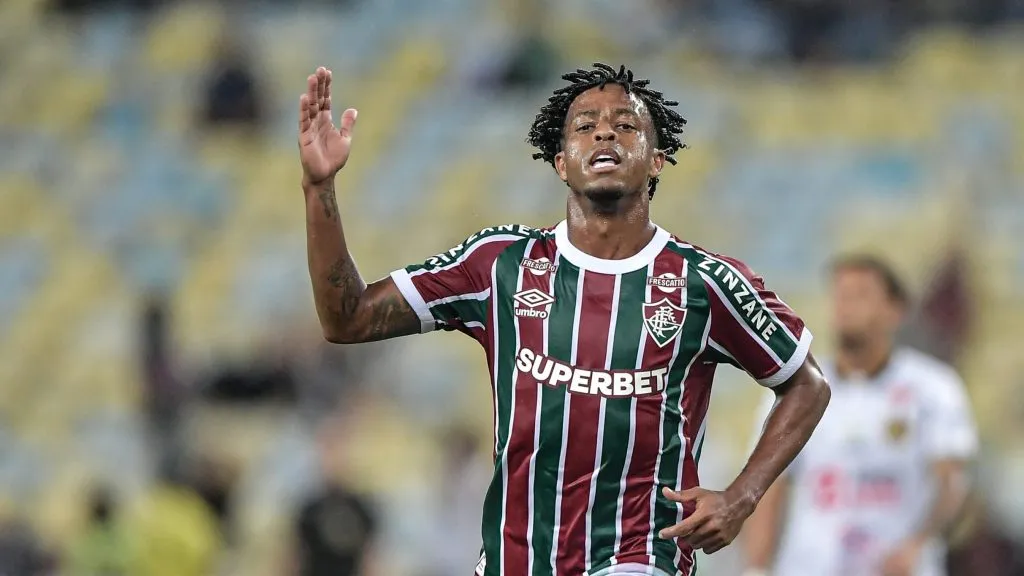 Keno jogador do Fluminense comemora seu gol durante partida contra o Aparecidense, Foto: Thiago Ribeiro/AGIF