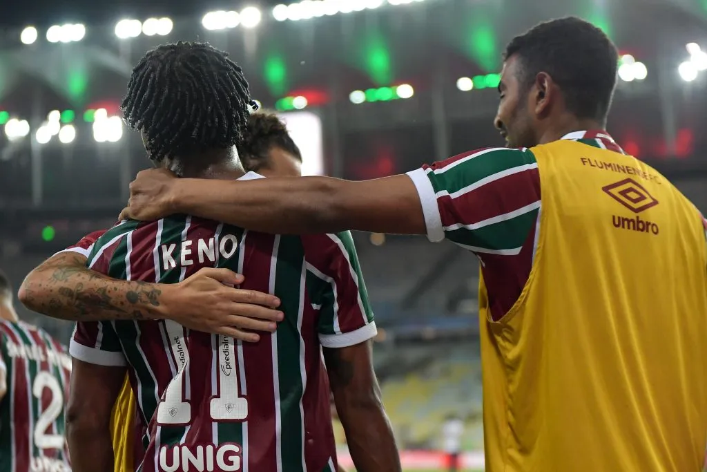 Keno, comemora seu gol com os companheiros do Fluminense durante partida contra o Aparecidense no  Maracana pela Copa Do Brasil 2025. Foto: Thiago Ribeiro/AGIF