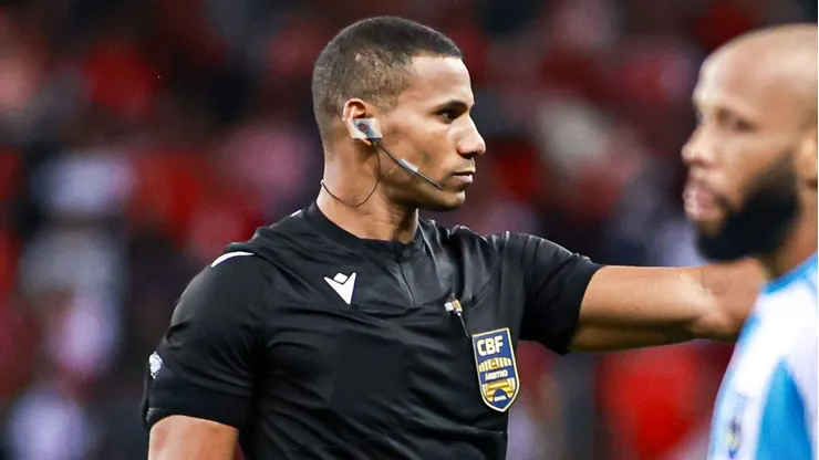 Bruno Pereira Vasconcelos apitou o jogo do Inter.