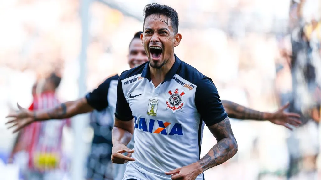 Lucca comemorando pelo Corinthians. Foto: Marcello Zambrana/AGIF