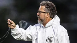 Cléber Xavier em seu primeiro treino no CT Rei Pelé - Foto: Raul Baretta/ Santos FC.