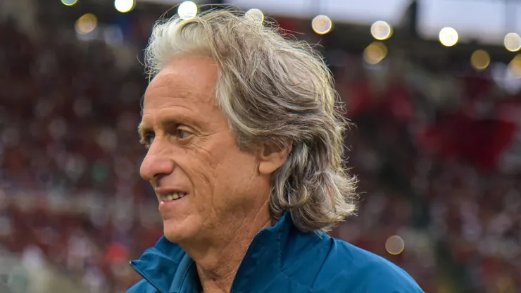- Jorge Jesus, ex-Flamengo e atualmente no Al-Hilal